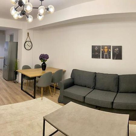 Ferienwohnung Downtown Flat 1 Blaj Exterior foto